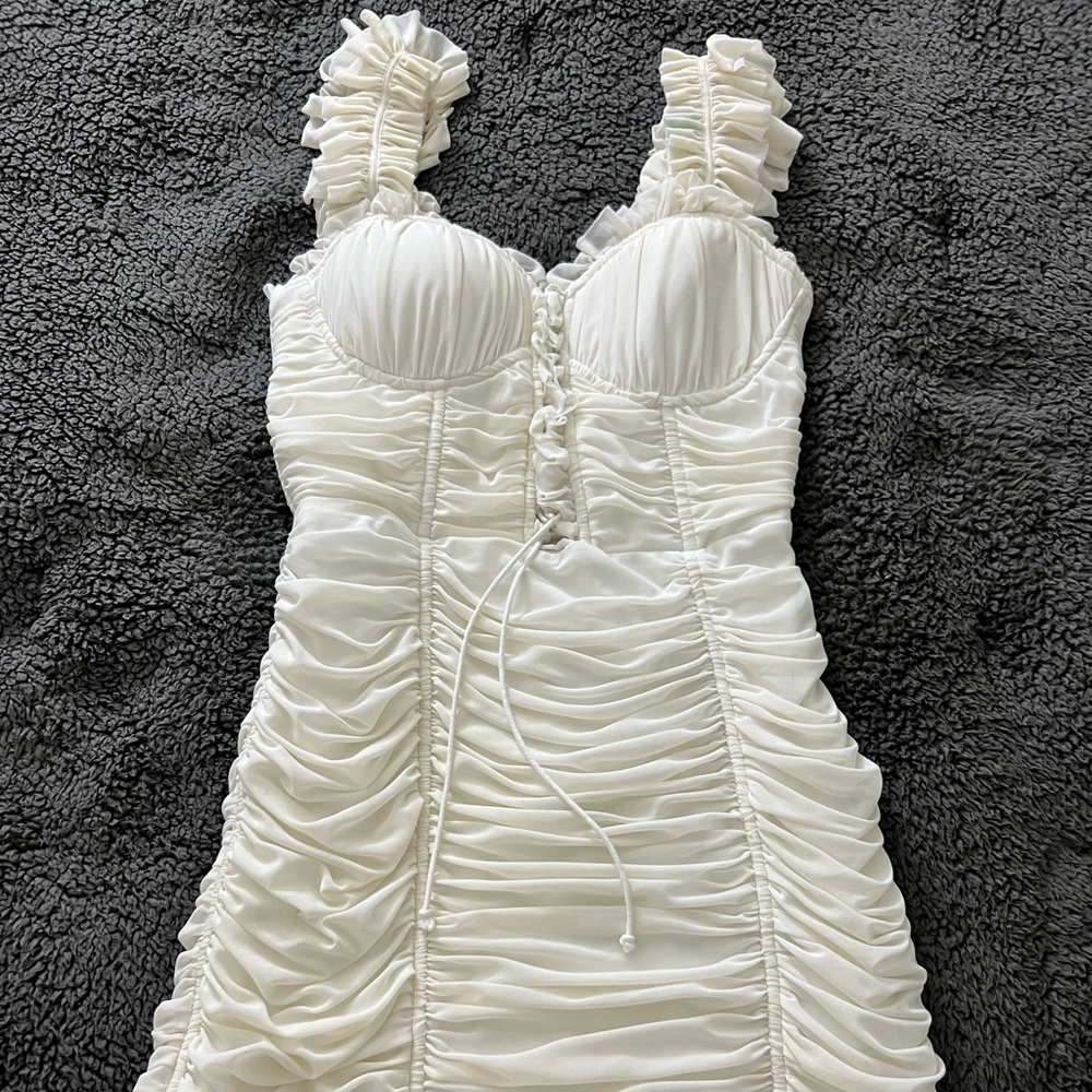 WHITE FASHION NOVA RUFFLE MINI DRESS